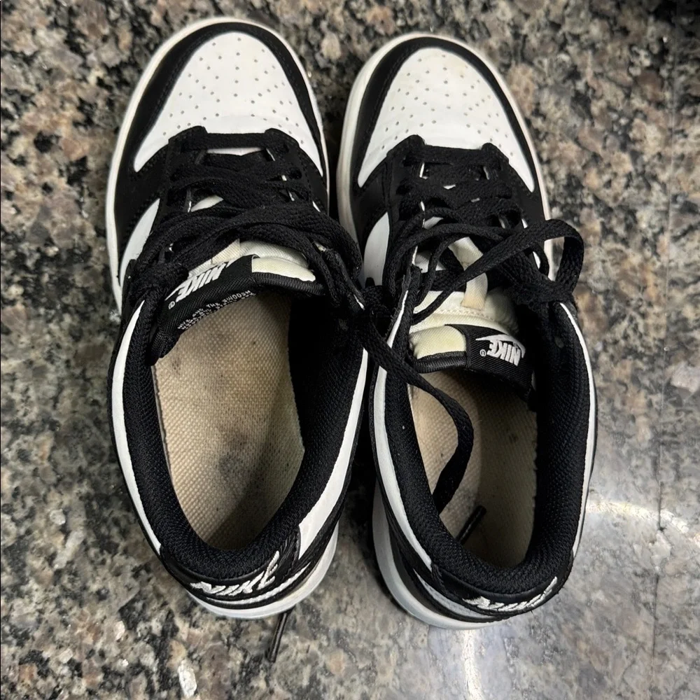 Nike Air Force 1 LE Black and White Sneakers EUC 4.5 Y
